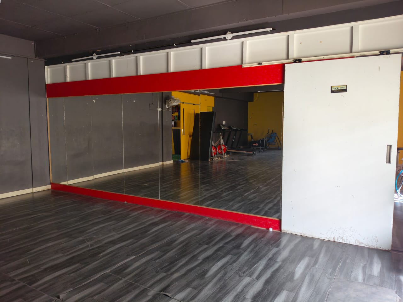 WhatsApp Image 2025-01-24 at 10.33.46 AM (1)